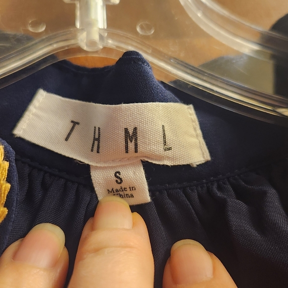 THML Dress - Picture 3 of 3